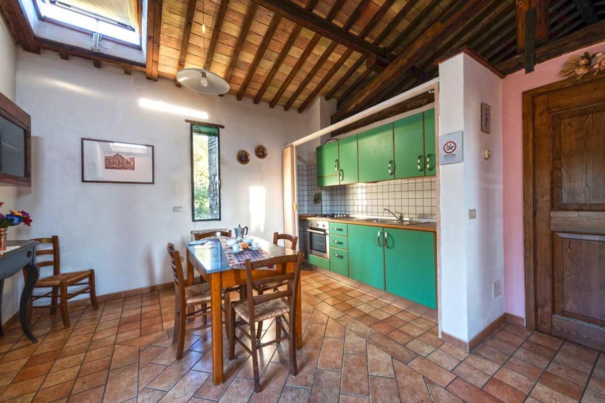 Croce Di Mezzo Villa มอนตาลชิโน ภายนอก รูปภาพ